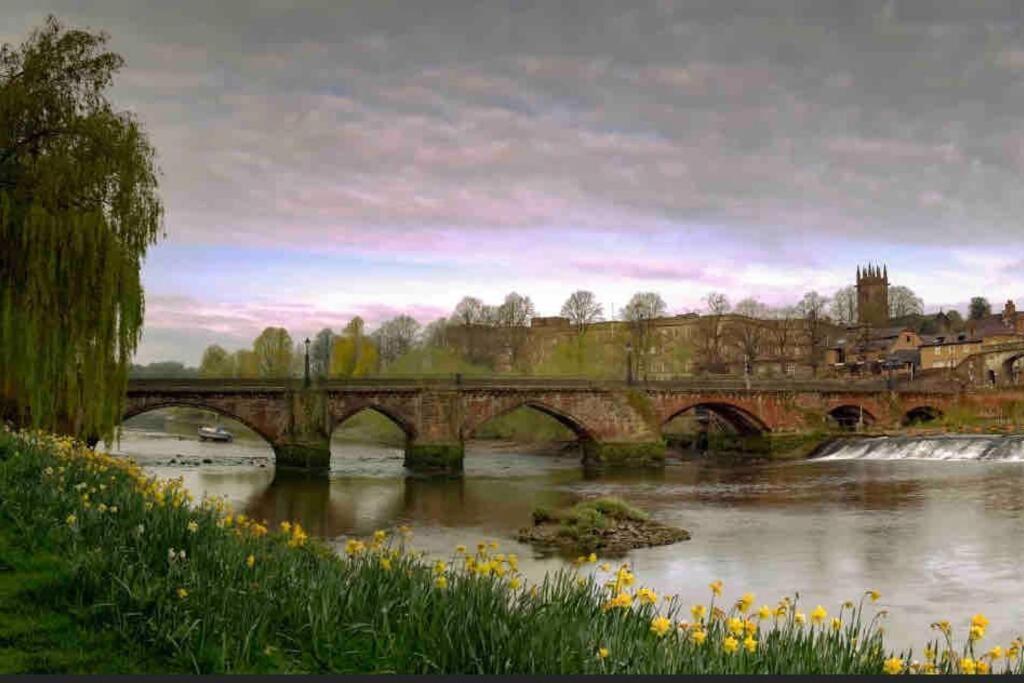 Chester/Handbridge Sleeps 9 + Netflix Hough Green Eksteriør bilde