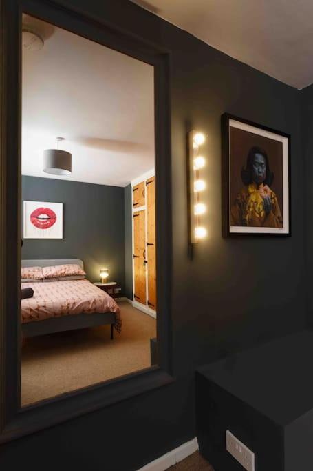 Chester/Handbridge Sleeps 9 + Netflix Hough Green Eksteriør bilde